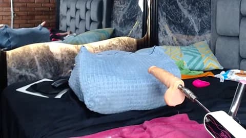 Premium: Couple_Gold69 HD (41 min) - May 7, 2026 15:13