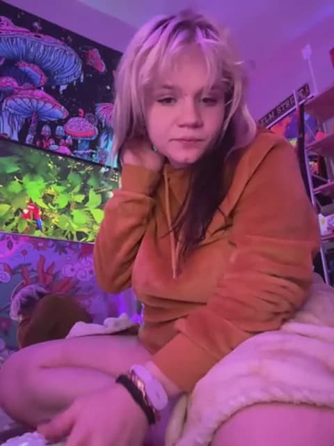 Premium: Cutiepiespanks HD (33 min) - May 24, 2026 06:00