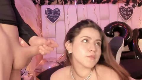 Premium: Daphne_And_Roger HD (80 min) - April 16, 2026 15:25