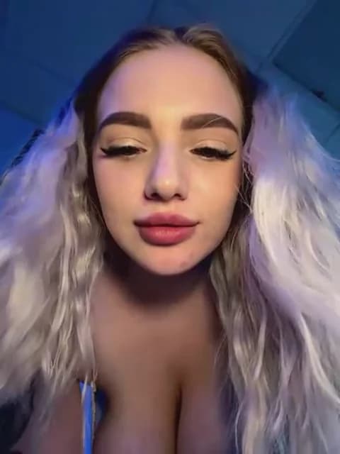 Premium: HugeBoobsAlice HD (31 min) - January 11, 2026 10:08