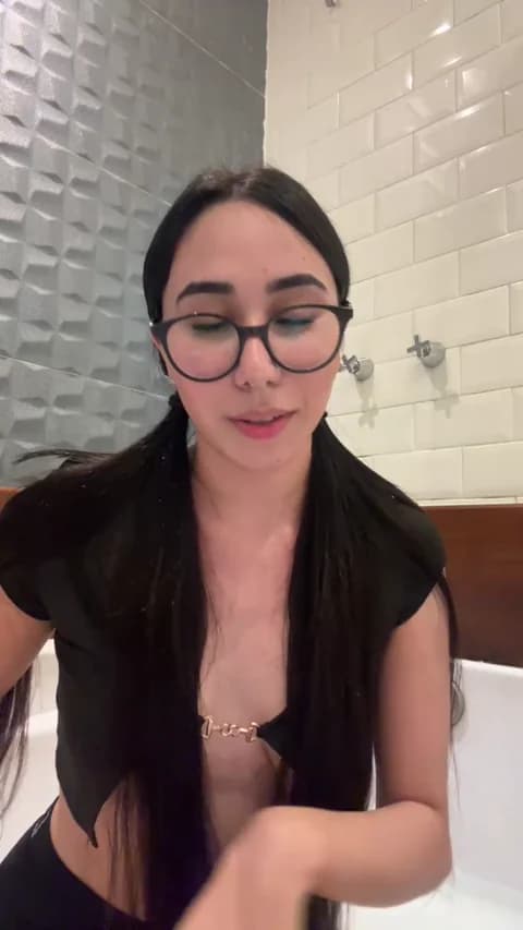 Premium: Juliacostaa HD (45 min) - April 10, 2026 19:59