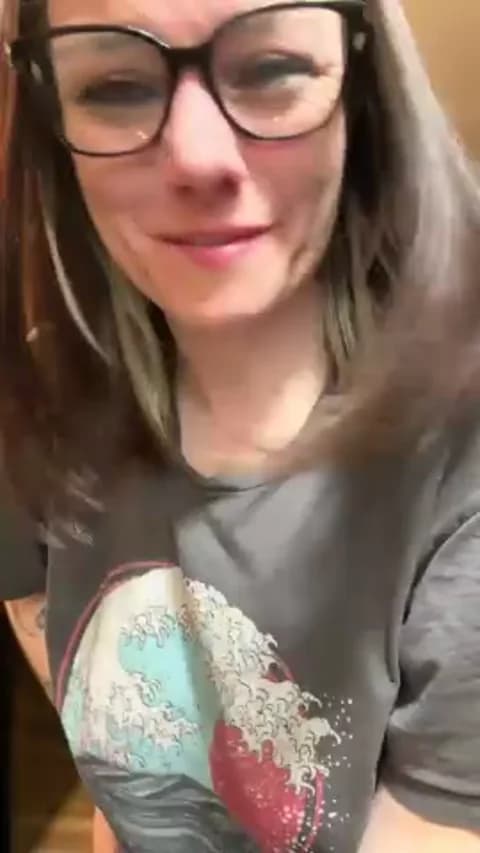 Premium: LadyLena1 HD (49 min) - April 26, 2026 04:22