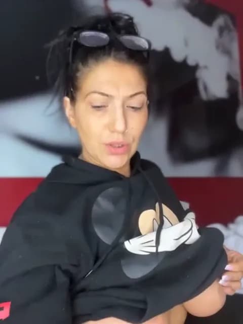 Premium: LittleMissEeve HD (88 min) - April 19, 2026 18:25