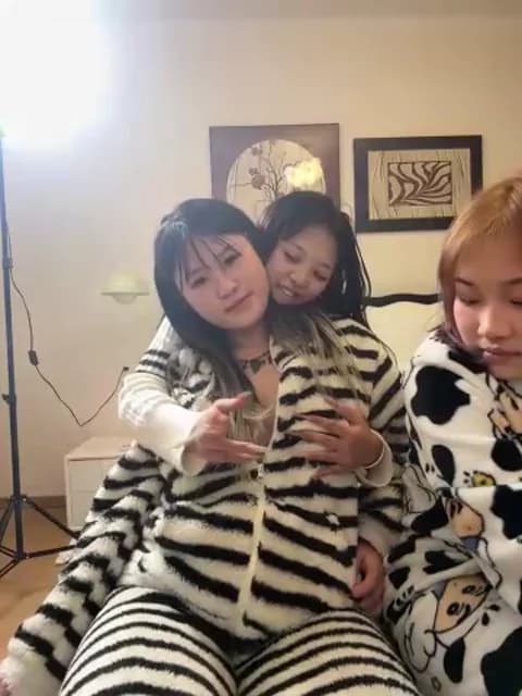 Premium: chunxiaoquqn HD (41 min) - January 18, 2026 18:20