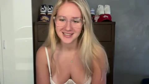 Premium: itssosierra HD (30 min) - April 23, 2026 06:20