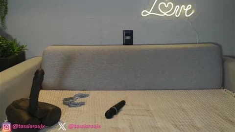 Premium: tassiaraujo HD (50 min) - April 22, 2026 24:59