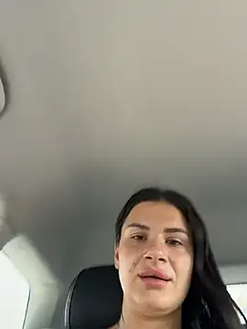 MiaTee Stripchat Model - Cam Recordings